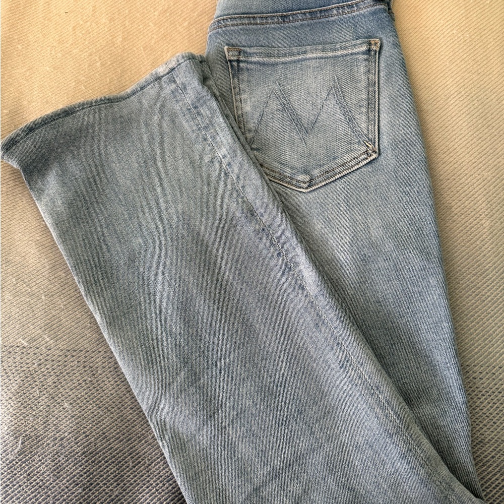 MOTHER The Outsider Sneak Light Wash Straight-Leg Jeans size 28